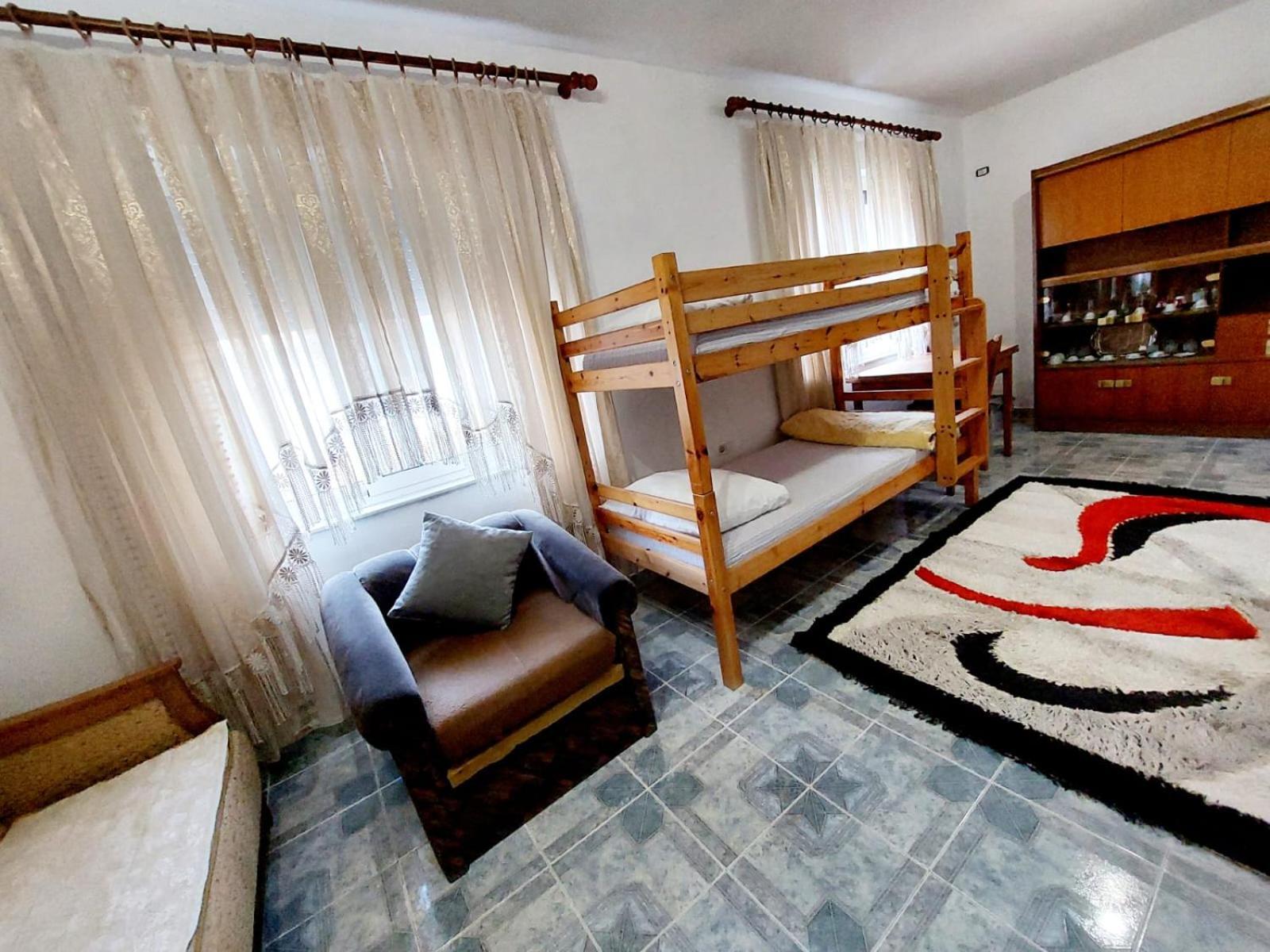 D Friendship Apartment Shkoder
